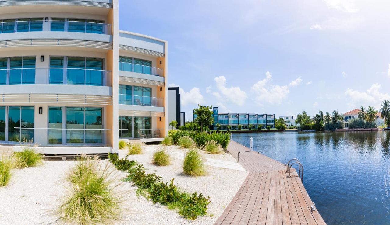 One Canal Point George Town Exterior foto
